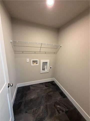 629 136 Connector, Talking Rock, GA 30175