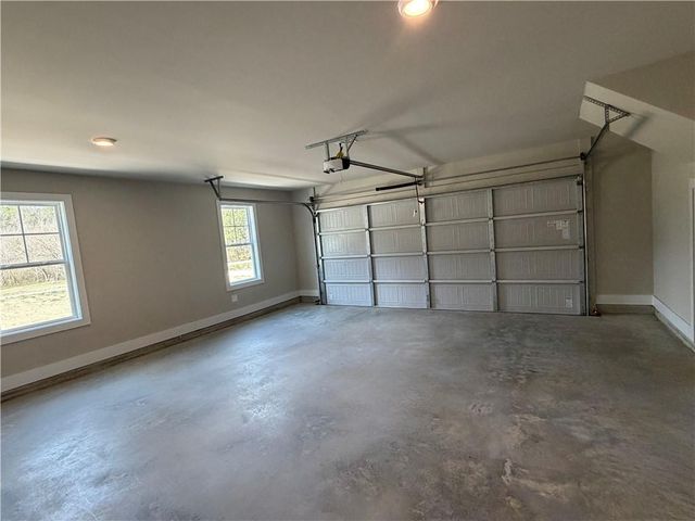 629 136 Connector, Talking Rock, GA 30175