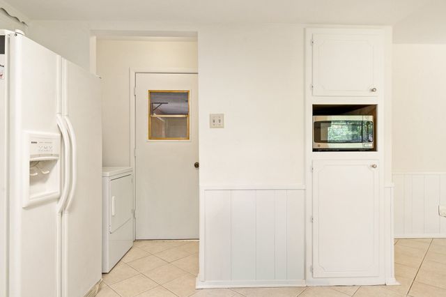 2811 Wentwood Drive, Grapevine, TX 76051