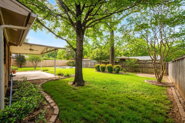 2811 Wentwood Drive, Grapevine, TX 76051
