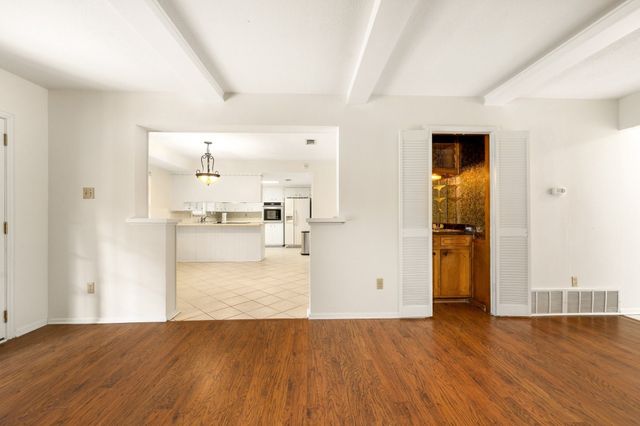 2811 Wentwood Drive, Grapevine, TX 76051