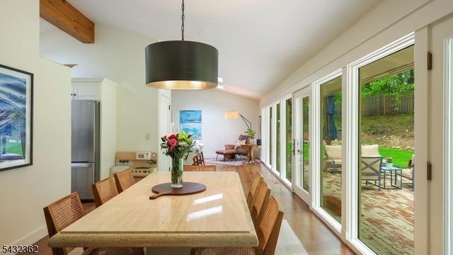 75 Seney Dr, Bernardsville Boro, NJ 07924