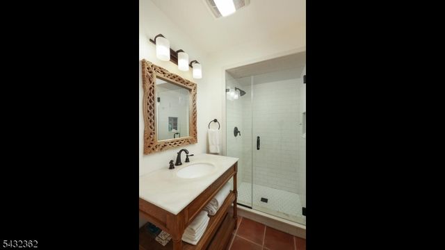 75 Seney Dr, Bernardsville Boro, NJ 07924