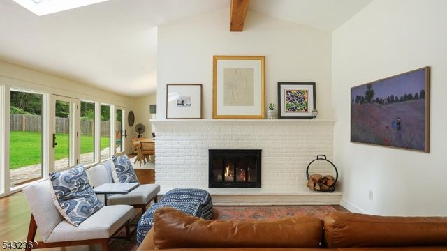75 Seney Dr, Bernardsville Boro, NJ 07924