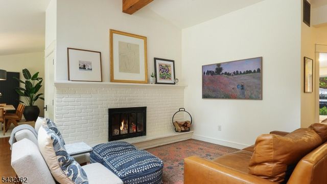 75 Seney Dr, Bernardsville Boro, NJ 07924