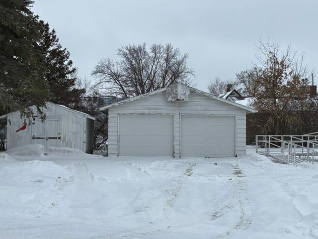 1014 2nd Street SE, Wadena, MN 56482