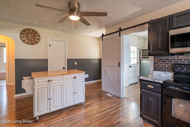 220 Lee St, Shepherdsville, KY 40165
