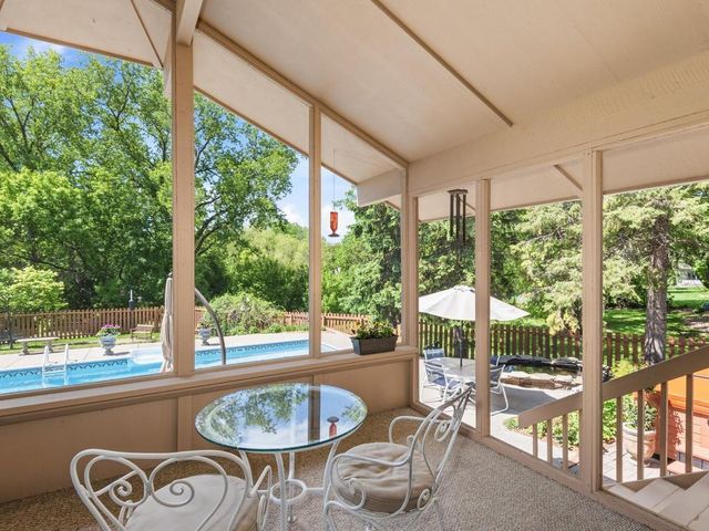 2885 Zanzibar Lane N, Plymouth, MN 55447