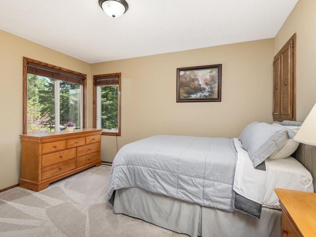 2885 Zanzibar Lane N, Plymouth, MN 55447