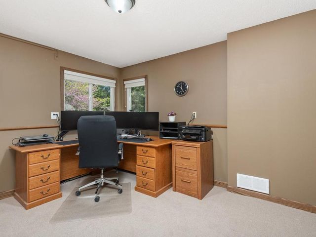 2885 Zanzibar Lane N, Plymouth, MN 55447