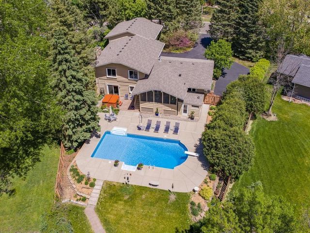 2885 Zanzibar Lane N, Plymouth, MN 55447