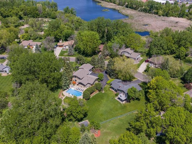 2885 Zanzibar Lane N, Plymouth, MN 55447