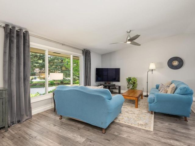 2885 Zanzibar Lane N, Plymouth, MN 55447