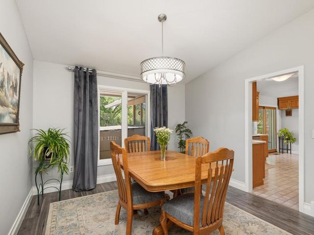 2885 Zanzibar Lane N, Plymouth, MN 55447