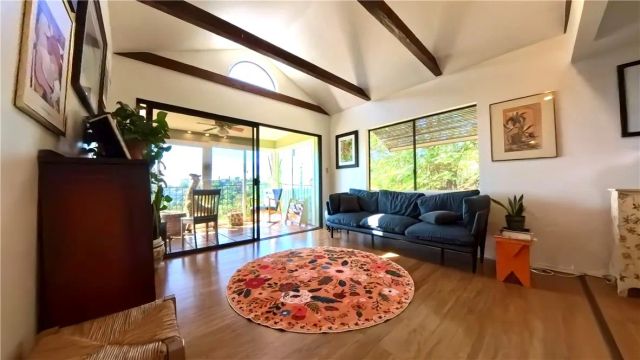641 Sunnyhill Drive, Los Angeles, CA 90065