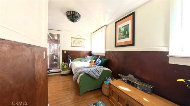 641 Sunnyhill Drive, Los Angeles, CA 90065