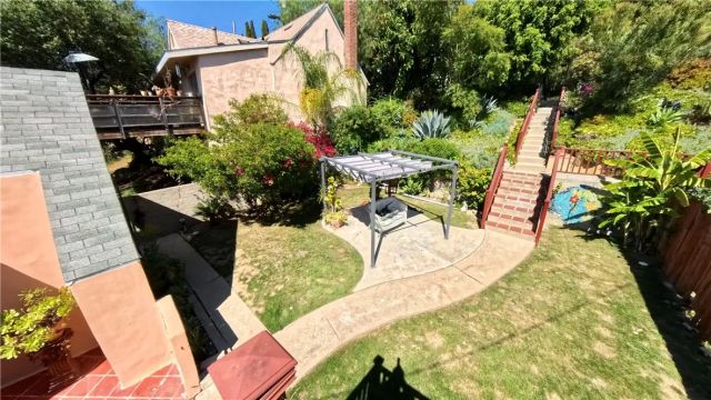 641 Sunnyhill Drive, Los Angeles, CA 90065