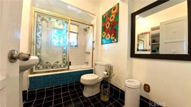 641 Sunnyhill Drive, Los Angeles, CA 90065