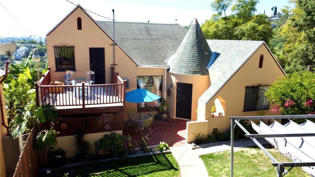 641 Sunnyhill Drive, Los Angeles, CA 90065