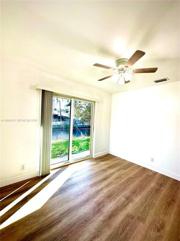 3042 Hayes Street, Hollywood, FL 33021