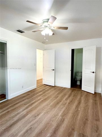 3042 Hayes Street, Hollywood, FL 33021