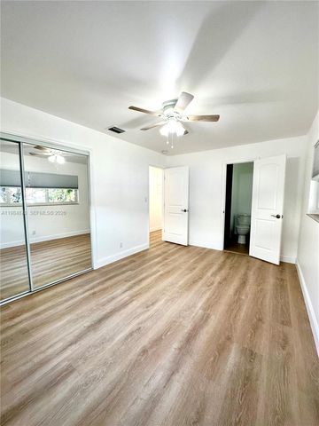 3042 Hayes Street, Hollywood, FL 33021