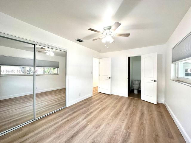 3042 Hayes Street, Hollywood, FL 33021