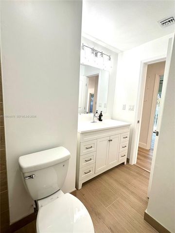 3042 Hayes Street, Hollywood, FL 33021