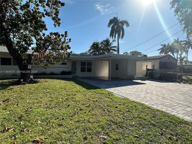 3042 Hayes Street, Hollywood, FL 33021