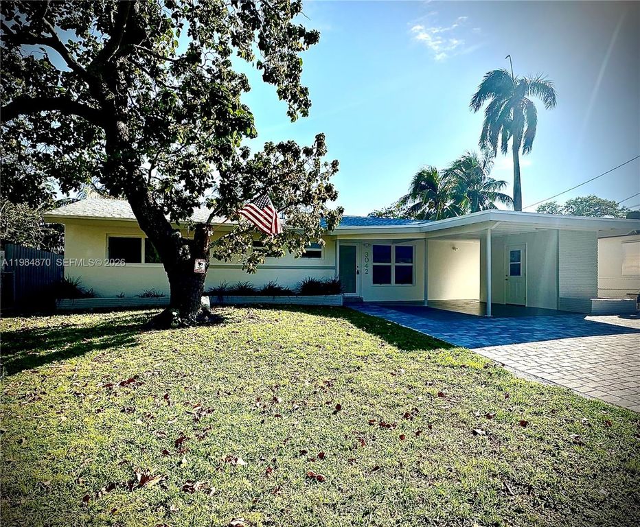 3042 Hayes Street, Hollywood, FL 33021