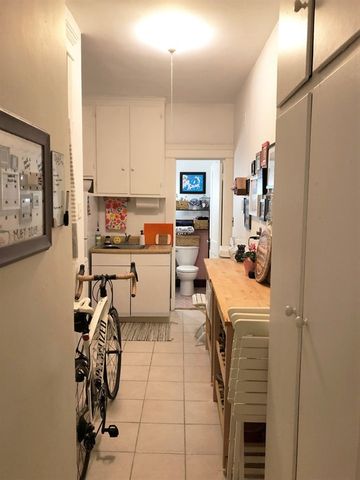 15 Parkman St 3C, Brookline, MA 02446