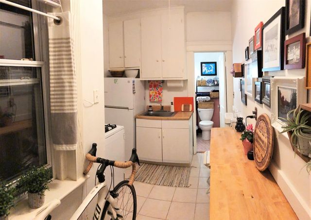 15 Parkman St 3C, Brookline, MA 02446