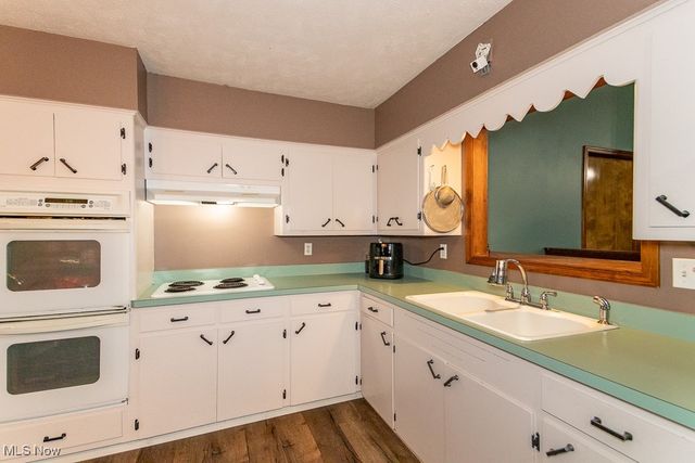 8892 Brakeman Road, Chardon, OH 44024