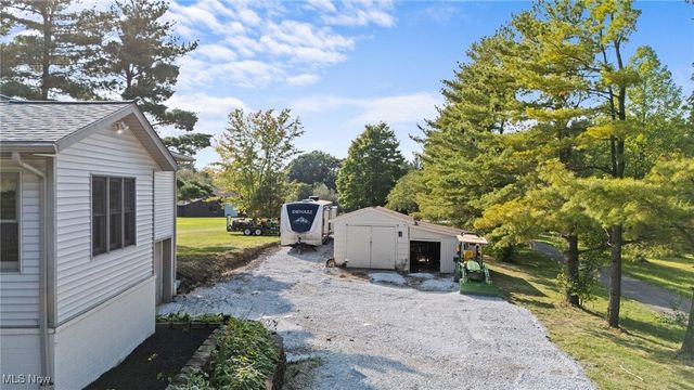 8892 Brakeman Road, Chardon, OH 44024