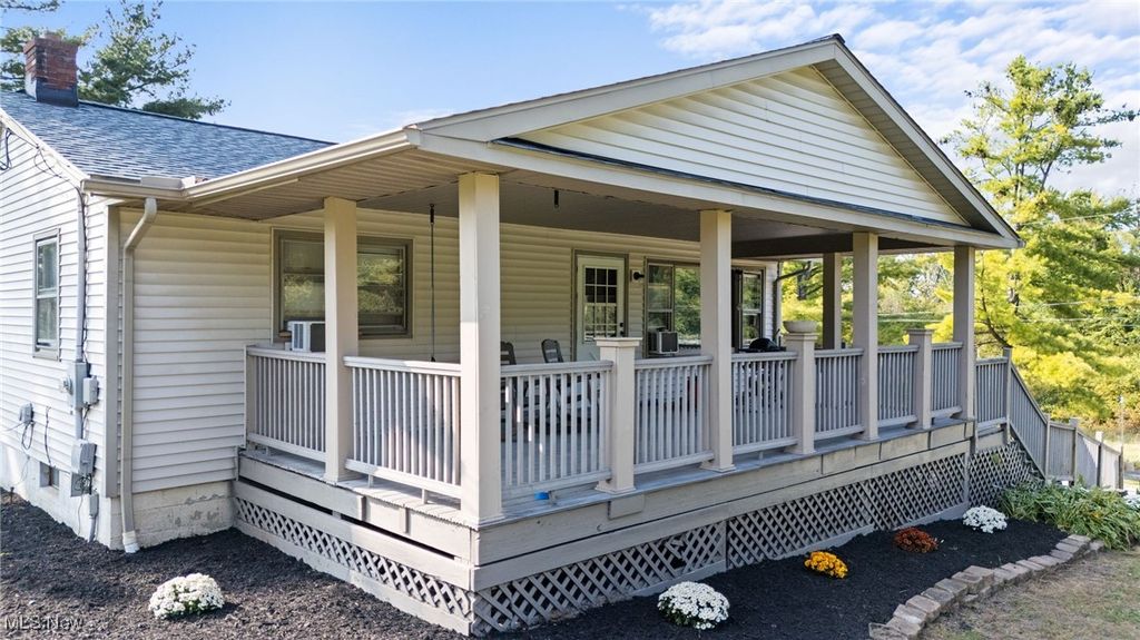 8892 Brakeman Road, Chardon, OH 44024