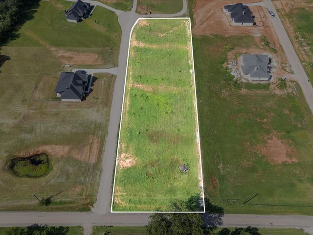 100 Eagle Rock Court, Weatherford, TX 76087