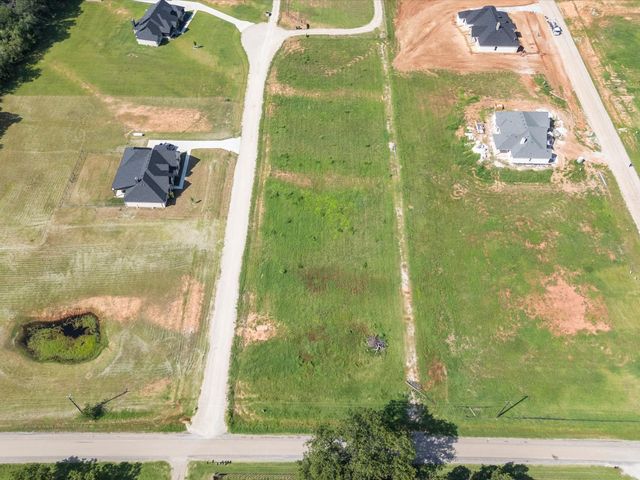 100 Eagle Rock Court, Weatherford, TX 76087