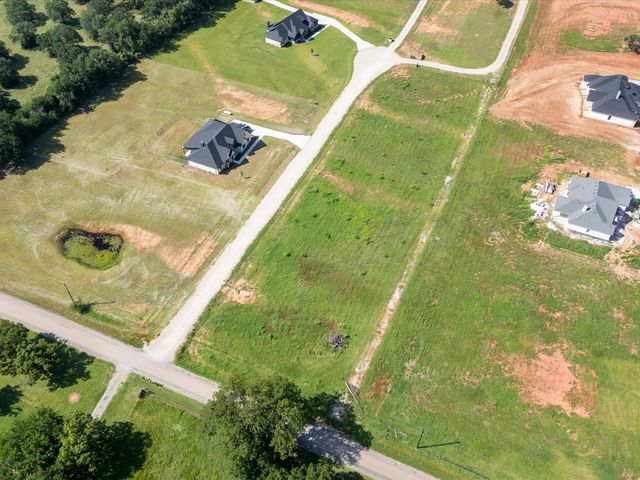 100 Eagle Rock Court, Weatherford, TX 76087
