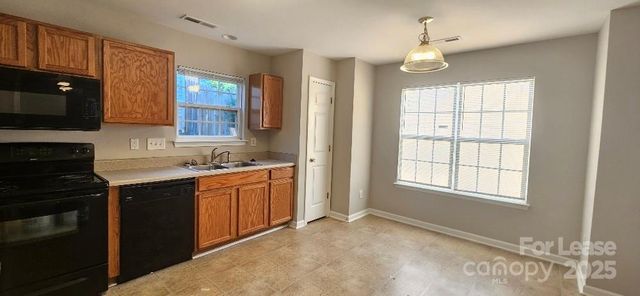 537 Havenbrook Way NW, Concord, NC 28027
