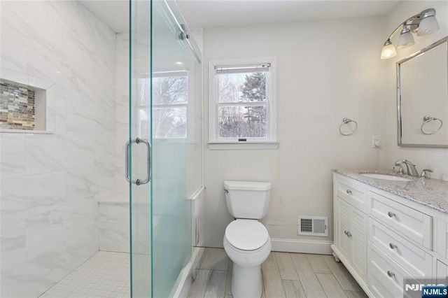 363 Vesta Court, Ridgewood, NJ 07450