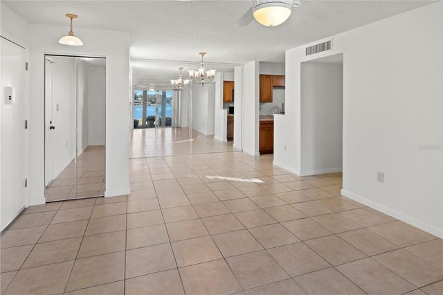 530 ORANGE DRIVE 11, Altamonte Springs, FL 32701