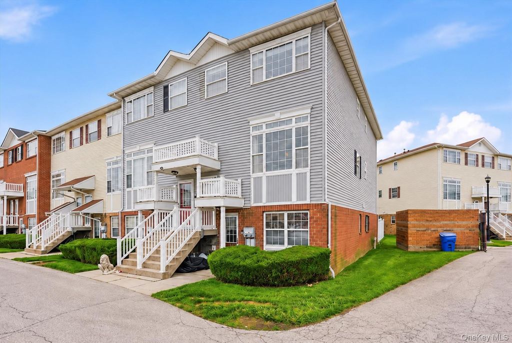 163 Surf Drive 106, Bronx, NY 10473 — exterior