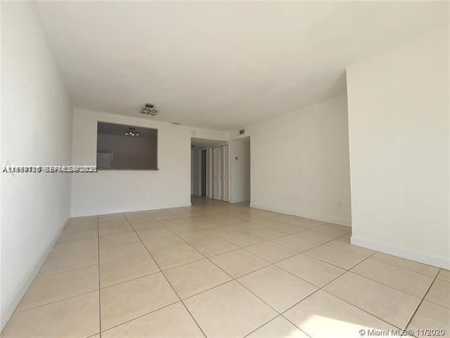 15225 NE 6th Ave B303, Miami, FL 33162