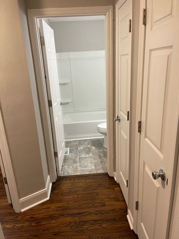 709 Woodlawn Dr, Clarksville, TN 37040