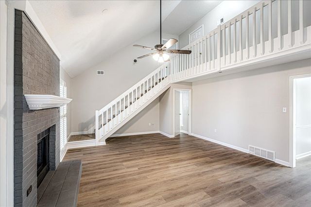 7147 COUNTRY OAKS DR, Memphis, TN 38125