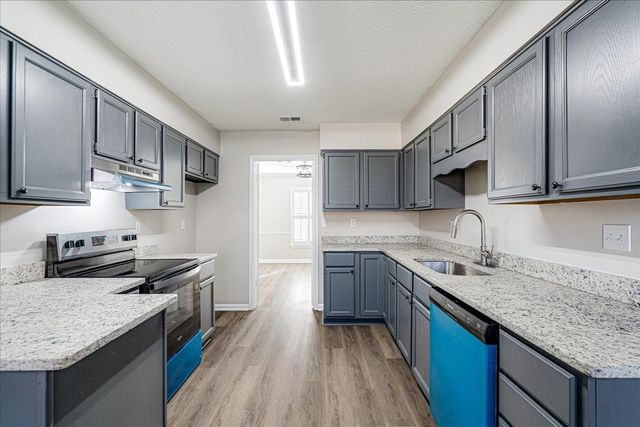 7147 COUNTRY OAKS DR, Memphis, TN 38125