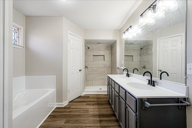 7147 COUNTRY OAKS DR, Memphis, TN 38125