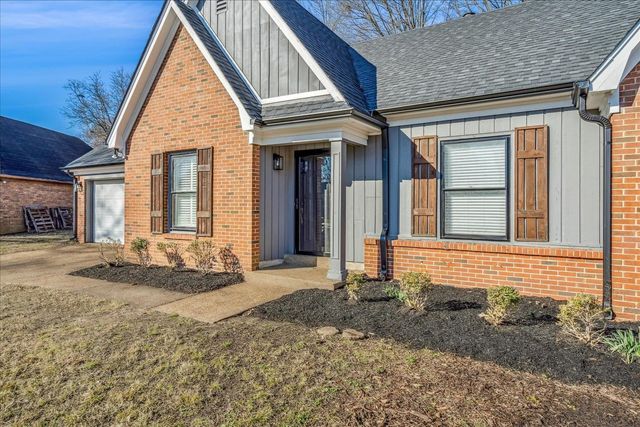 7147 COUNTRY OAKS DR, Memphis, TN 38125