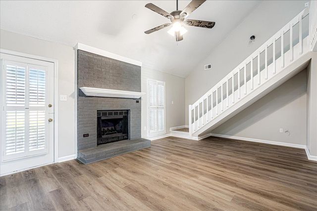 7147 COUNTRY OAKS DR, Memphis, TN 38125