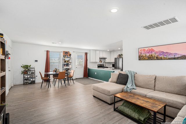 13802 Ostrich, San Antonio, TX 78252